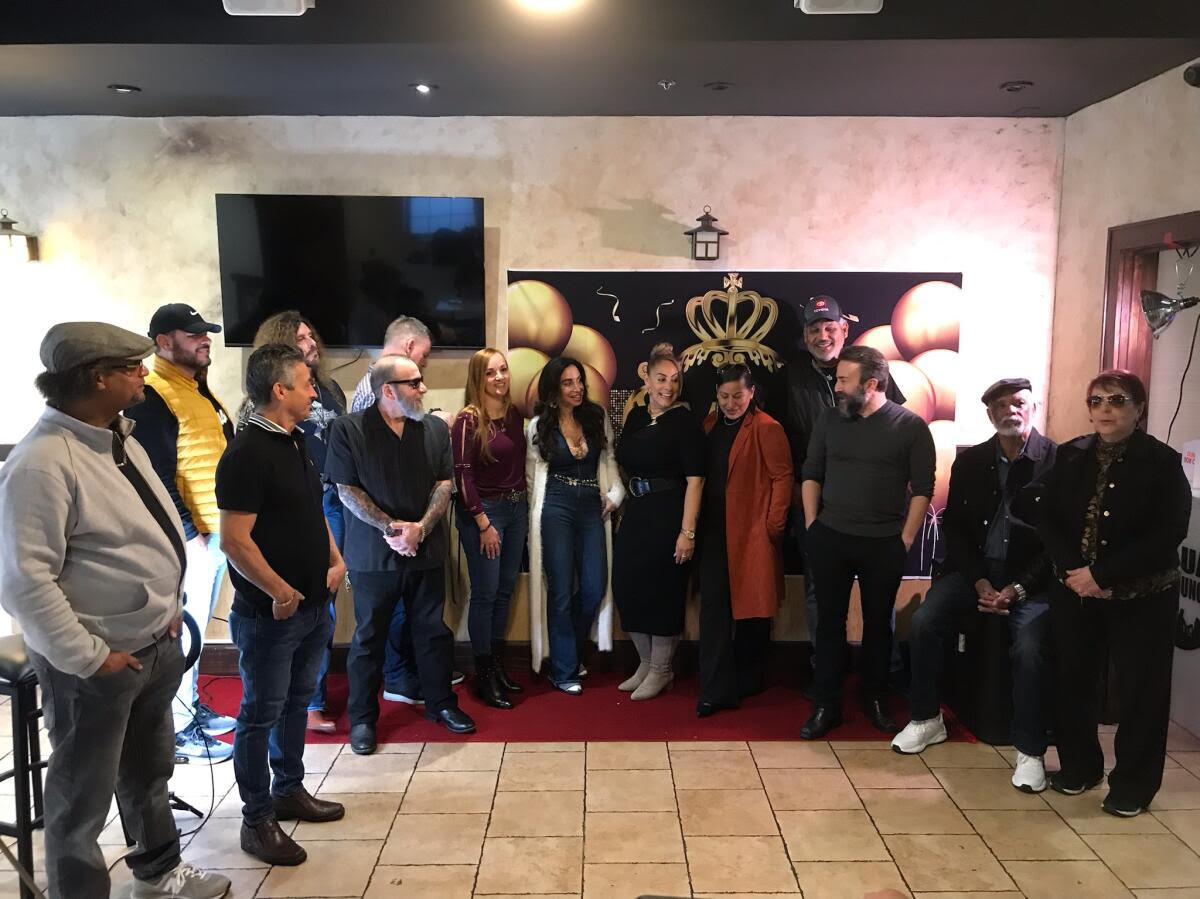 blueforcefilms's tweet photo. The cast and friends of my TV Series Pitch Project X celebrated at the Lua Lounge in Newark, NJ to watch the final version of the Pitch.  My gratitude to all the actors for their passion, dedication and support. https://t.co/vRvldoRpv0