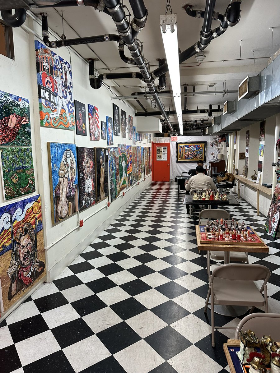 Didn’t realize Astor Place Hairstyles had a full gallery and chess tables in the back. Been coming here for a while