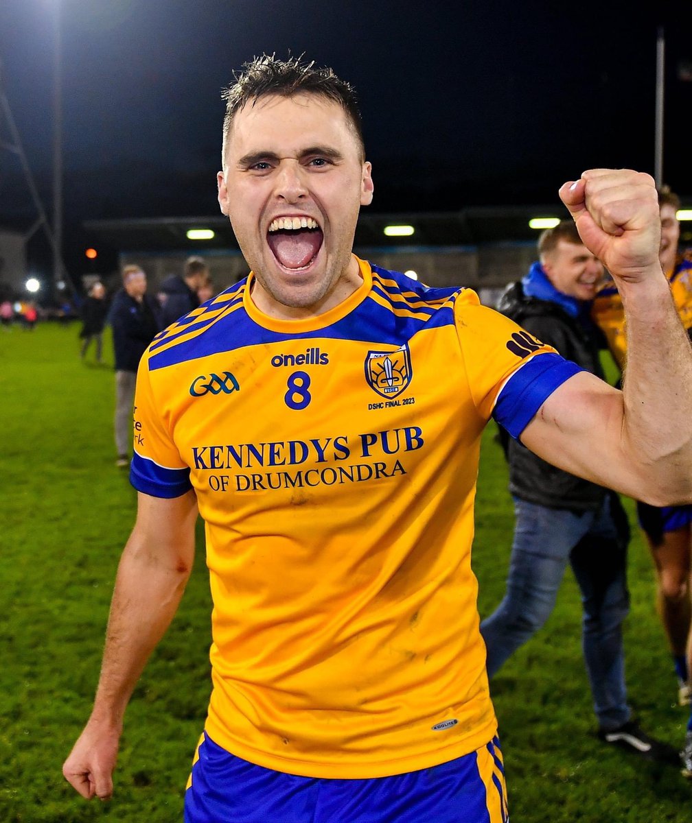 Semi Final 🔜

Well done to our Senior Hurlers on their Leinster Quarter Final win! Now into the semi final vs. Naas, details tbc! 

Great day was had, kicking off with breakfast in the club by Grian Events, convoy to the game, and live music and food this evening!

#NaFiannaAbú