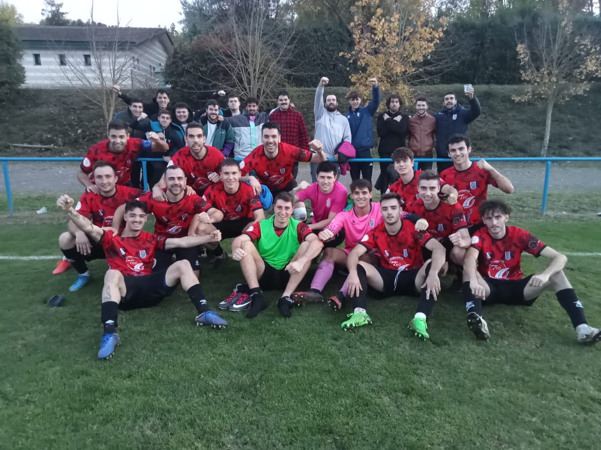 SDOyonesa's tweet photo. Victoria 🏆

Hoy nuestros chicos de Tercera Federación han ganado al @cdalberite 

Goles de Iñaki y de @angelchaconn10 

#Futbol #TerceraFederacion #TerveraRFEF #Larioja #araba #ArabaKirola https://t.co/FaZws4I3CV