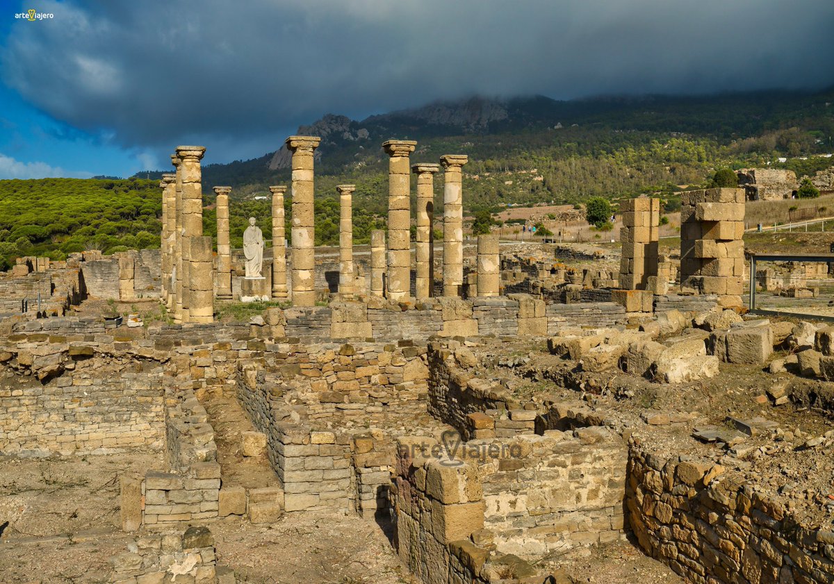 arteviajero_com's tweet photo. Baelo Claudia (Cádiz, #Andalucía), un impresionante conjunto arqueológico de época romana cuyo origen se remonta al S. II a. C. Esta ciudad alcanzó la prosperidad gracias a la pesca y a la industria del salazón y el garum
#FelizDomingo #photograghy https://t.co/WIR45xFnu2