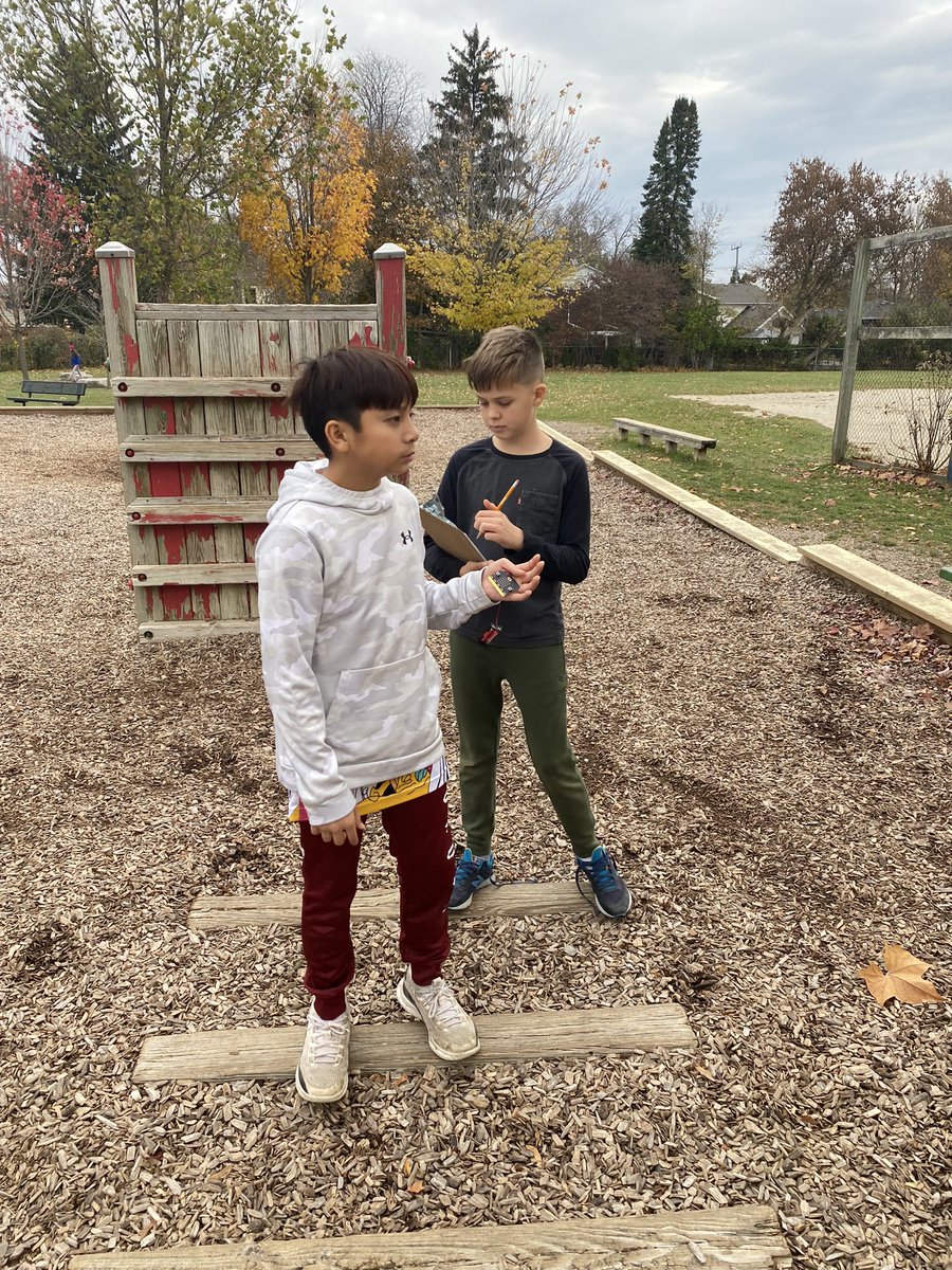 High engagement with math &amp; coding the microbits to read temperature. Students then used their data to compare and order integers and graph it! Great way to consolidate our integer learning and spiral concepts. Thanks <a href="/Gardnersteph2/">Stephanie Gardner</a> for the idea! <a href="/mountsfieldps/">Mountsfield Public School</a>