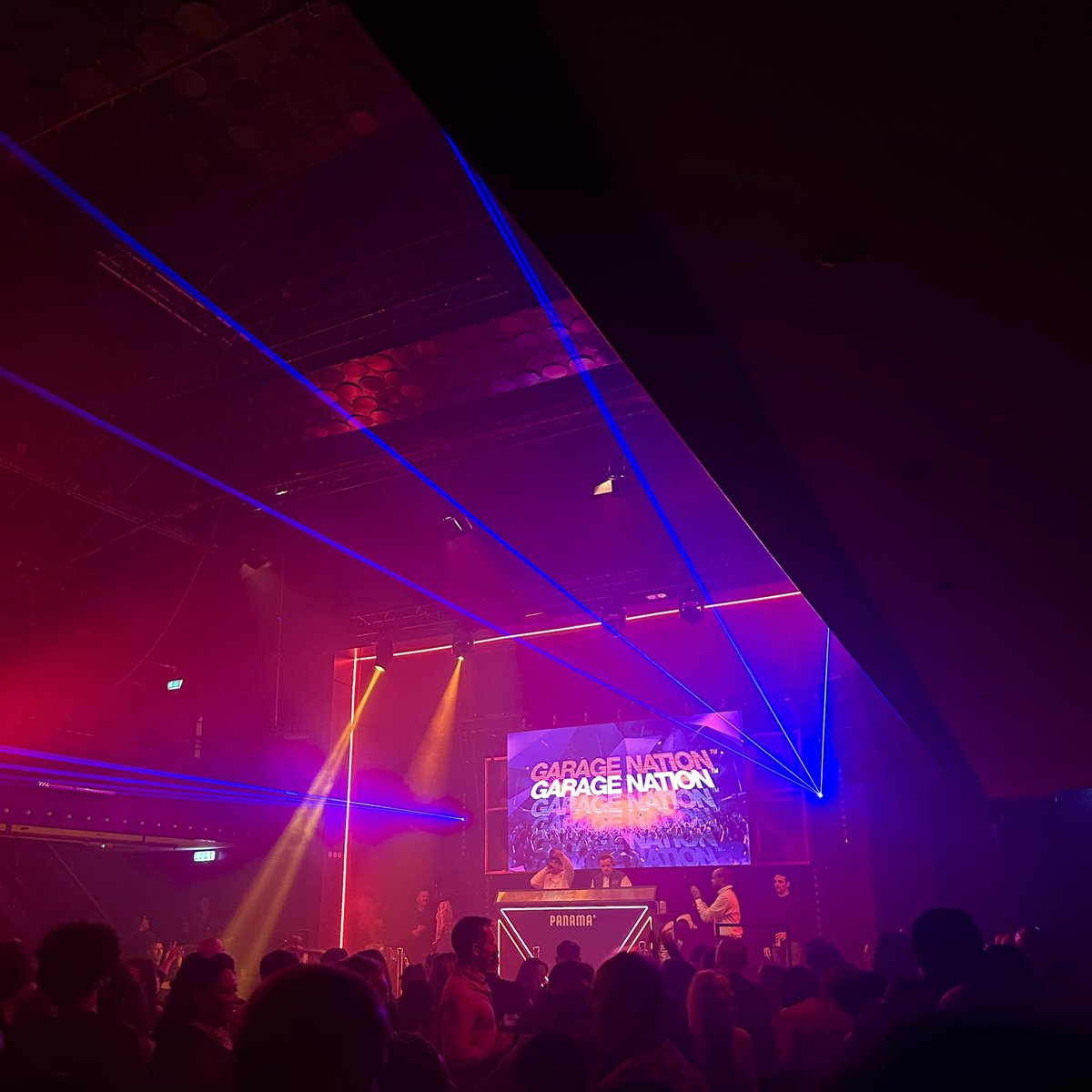 TimeraWilliams's tweet image. A weekend in Dam🇳🇱🫶🏽