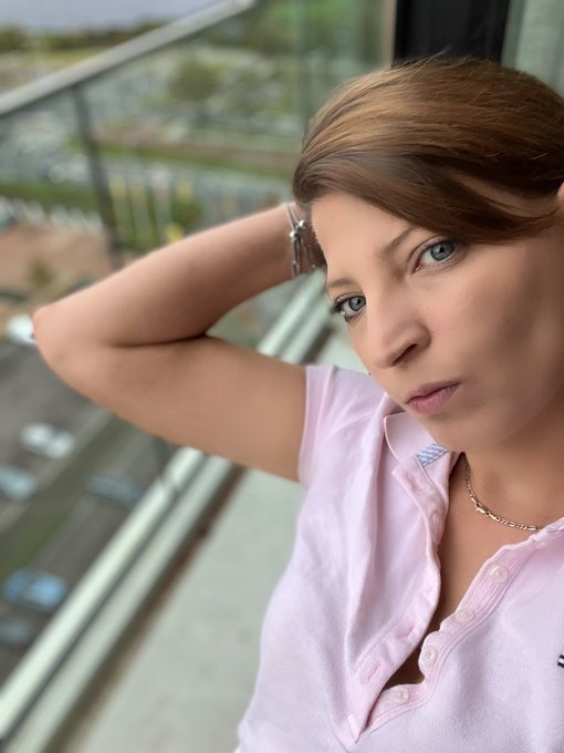 Ich hoffe ihr habt ein sch&ouml;nes Wochenende gehabt 🥰🥰 https://t.co/CVA1iBNy2X