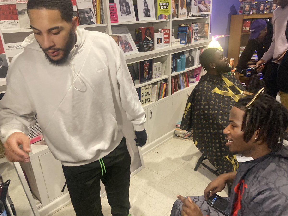 Dr. Frank Leon Roberts tweet media