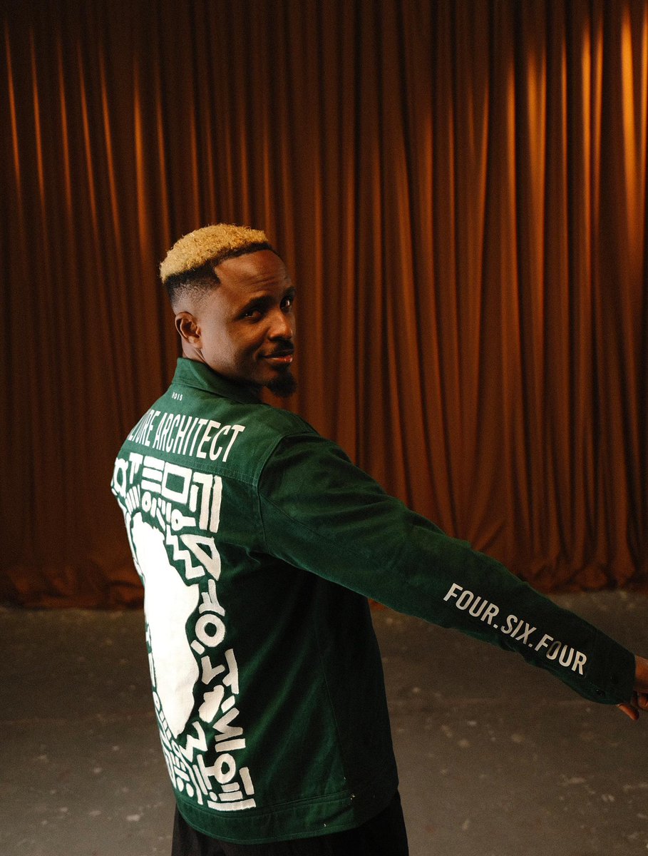 urchezdrewit's tweet photo. 1 am @urchezdrewit, a phenomenal AfroMuralist blazing a trail across fashion & spacial branding.
My new piece for @gaisebaba features in the spanking new Music Video for #ElijahLevelRemix feat. the phenomenal @limoblaze and shot by @oluwadabest.
Watch the video on YouTube https://t.co/4ZWInukqKE
