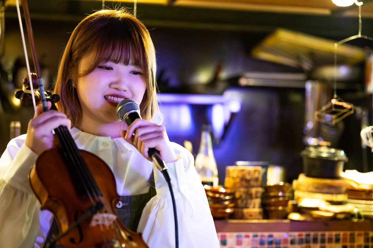 ienista84's tweet photo. という事で11/12(日)『Comodeライブパーティー at 窯マチルダ』ありがとうございました、いろいろ楽しかったです(*^_^*)
このレンズだと近すぎました( ´▽｀) https://t.co/3quYUmZlO0