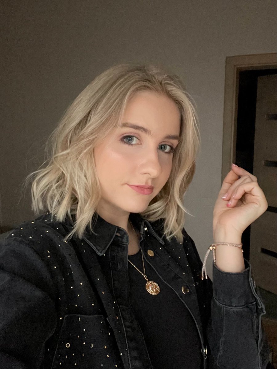 》Agnė《 tweet media