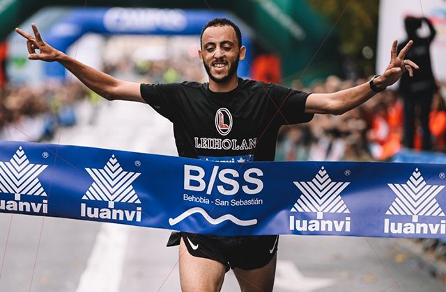EL NEGOCIO DEL RUNNING tweet media