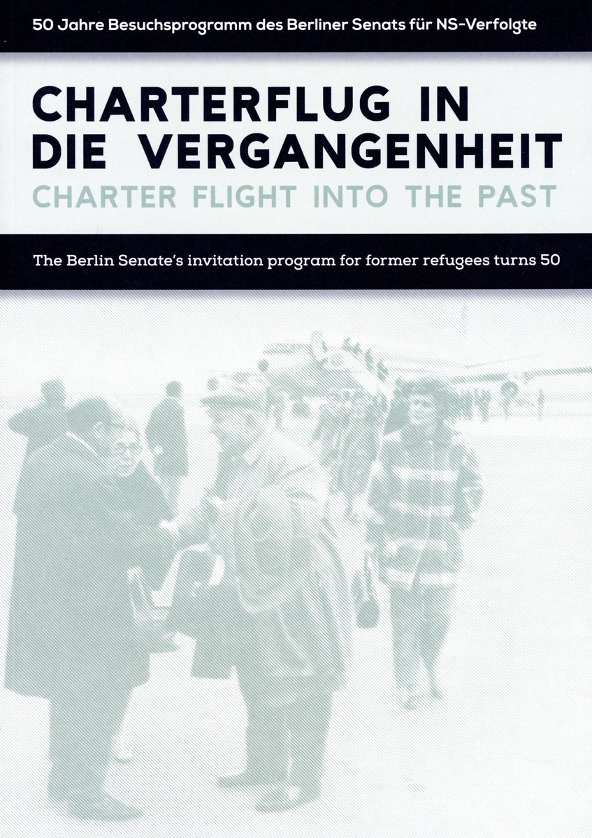 AUSSTELLUNGSERÖFFNUNG MIT KURATORINNENFÜHRUNG Am 19.11. um 11 Uhr findet in der Gedenkstätte Sachsenhausen die Eröffnung der Ausstellung 'Charterflug in die Vergangenheit - 50 Jahre Besuchsprogramm des Berliner Senats für NS-Verfolgte' statt. ℹ️: shorturl.at/clZ35