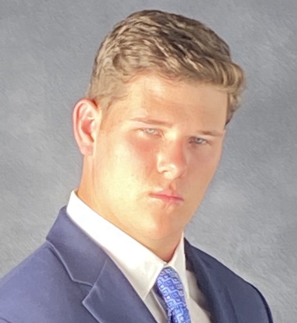 D2 Coaches - 6’9” wingspan on 6’4” 240 DT ‘24. Looking for GREAT: business school, strength/nutrition programs, D-Line coaching, competitiveness, coaches who care about their players. Midwest/Upper Midwest. Please HMU if that’s you. hudl.com/v/2Lr7Pj <a href="/coachkostelnik/">Matt K</a>