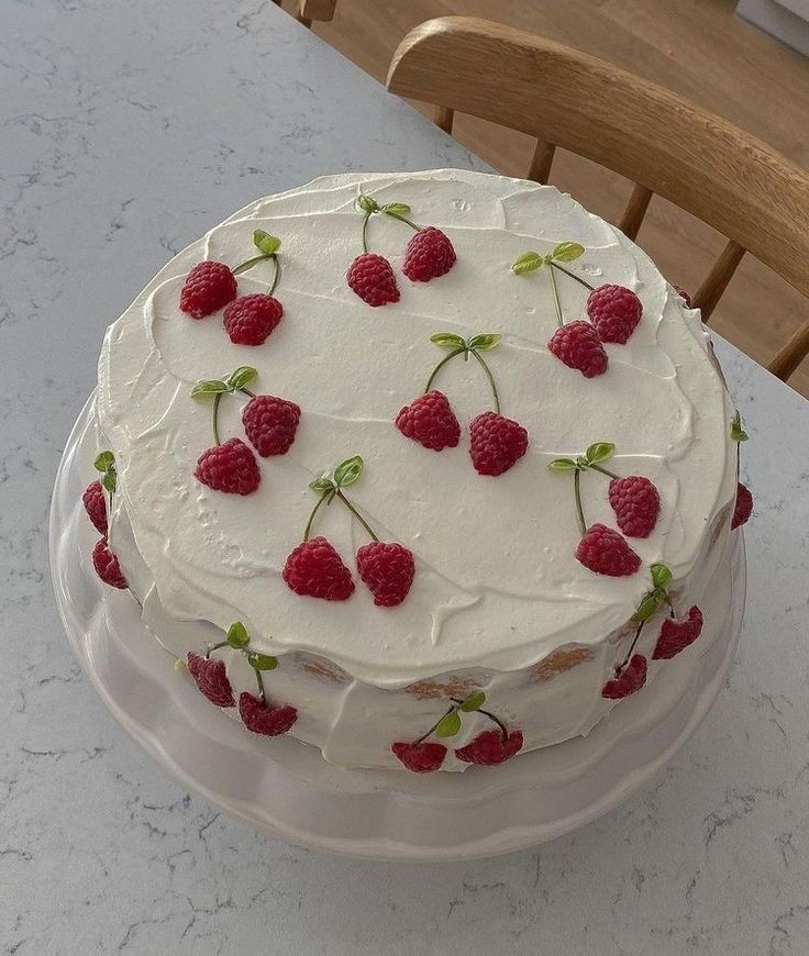 prettiestavenue's tweet photo. pretty cakes https://t.co/C6sBo9K57c