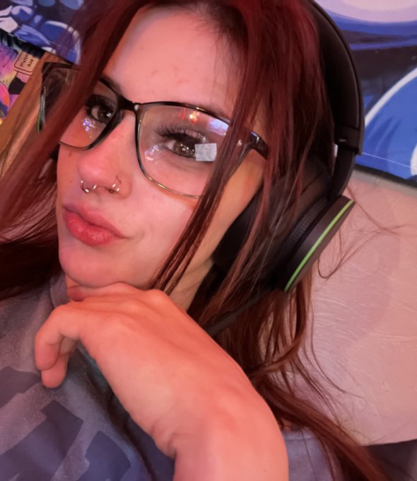 Game timeeee, Cod here i cumm https://t.co/qlOSyJiol7