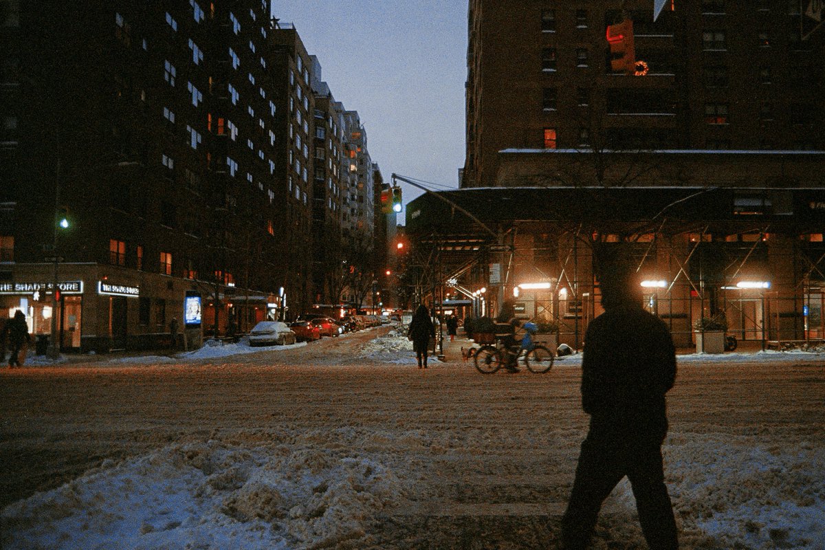 ckendallgarrett's tweet photo. a new york winter on film https://t.co/DjugQQv7Do