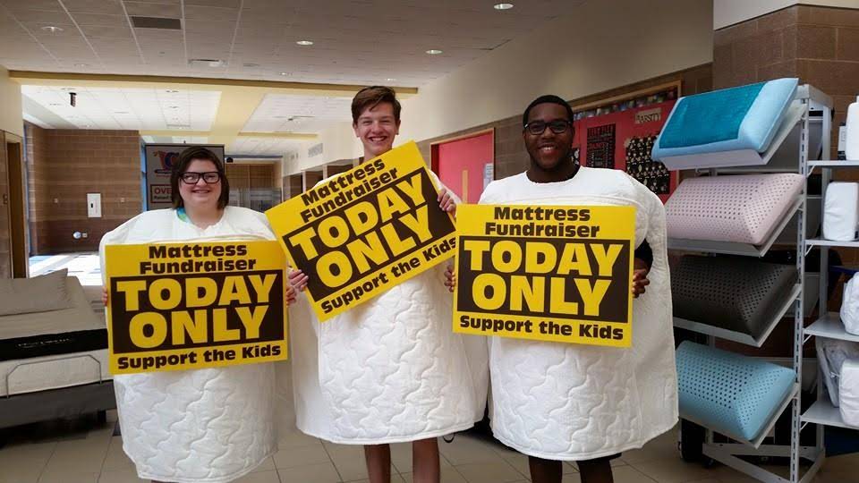 Gr8 day so far at <a href="/IrvingHigh/">Irving High School</a>. What’d make it better? Your support of the <a href="/IrvingBand/">Irving Band</a> &amp; <a href="/Austin_Broncos/">Austin Middle School</a> Band! Just 4 hours left to save up to 50% off a mattress! #beds4irving23 #beds4austin23