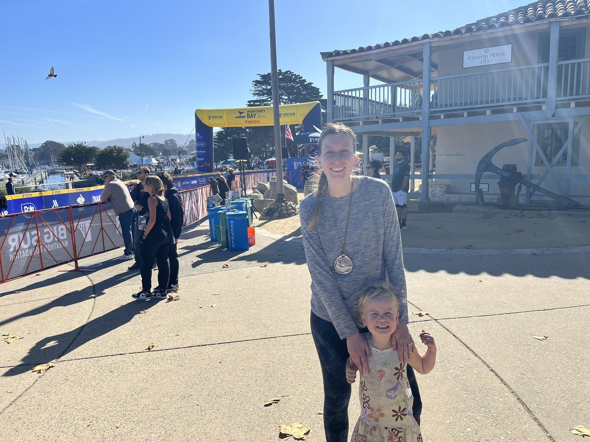 coachsteveflow's tweet image. 🔥Hot Stat🔥 
@_FlowersFam_ crushed it running 1️⃣3️⃣.1️⃣ setting a PR for distance and pace! So proud of all the lonely hours she spent a lot of lonely hours training this fall!!