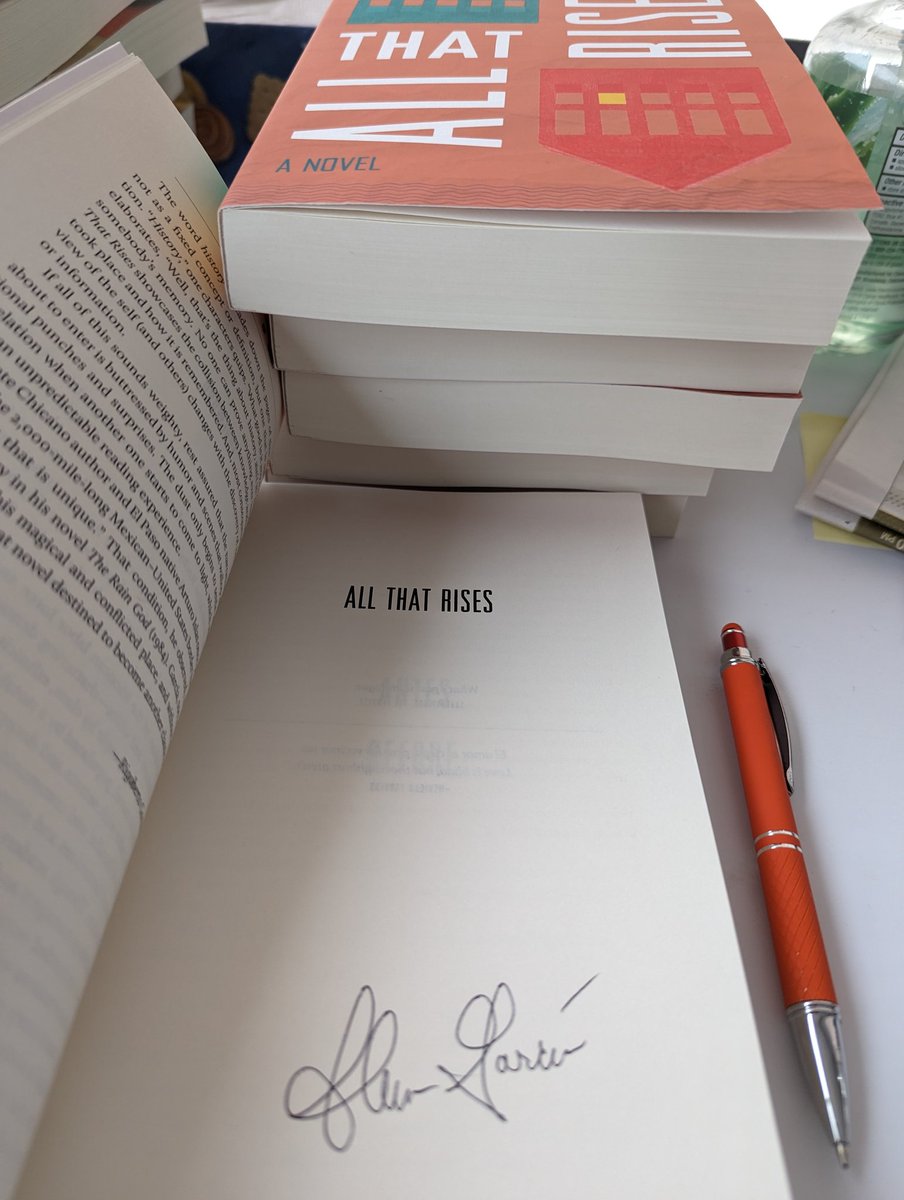 How lucky was I to be included in the Texas Book Festival as a mere debut author? So many highlights, including my panel with author Esmeralda Santiago+moderator Joy Diaz, plus all the girls in the Capitol building taking quinceanera photos in their Texas- sized dresses.