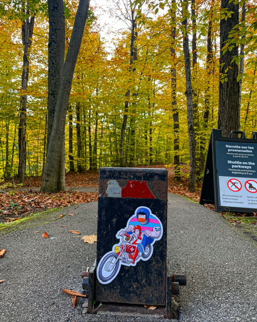 New Street Art Unearthed episode is live w/ street artist @typ613 talking about his sticker obsession and his non-stop drive to make the world a little more colourful with his art🔥🔥

Listen here: streetartunearthed.libsyn.com/trp613