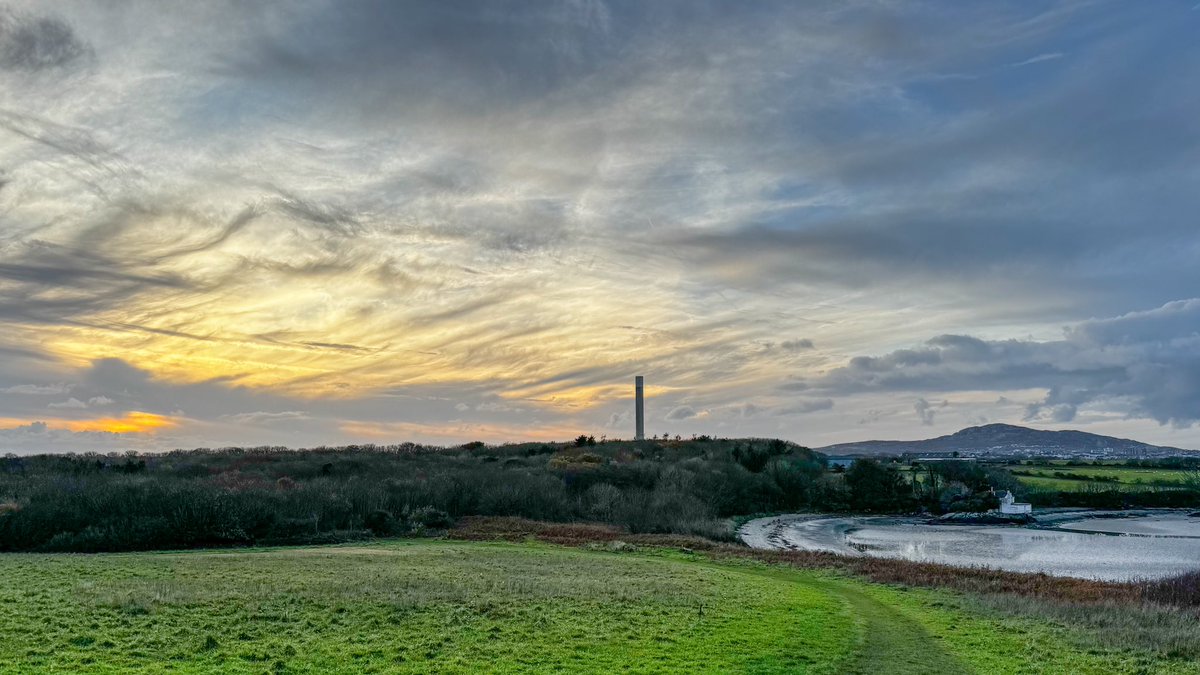 Cerdded Llwybr arfordir Môn <a href="/WalesCoastPath/">Llwybr Arfordir Cymru / Wales Coast Path</a> o Lanfachraeth i Gaergybi ddoe  <a href="/FfotoC/">FfotoCymru</a> <a href="/LocalWales/">Local.Wales 🏴󠁧󠁢󠁷󠁬󠁳󠁿</a>