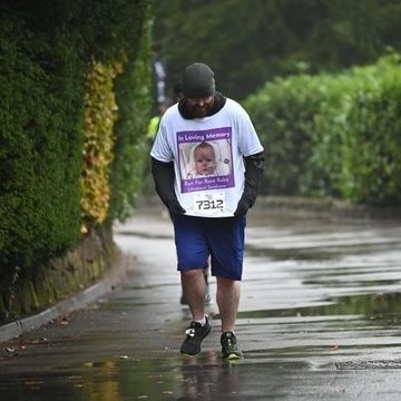 I just wanted to say a massive thank you for all the support and kind donations. I ran the half marathon at Alton Towers today and although I may have not come first, with the help of Ruby I managed to cross the finish line.

justgiving.com/fundraising/ra…