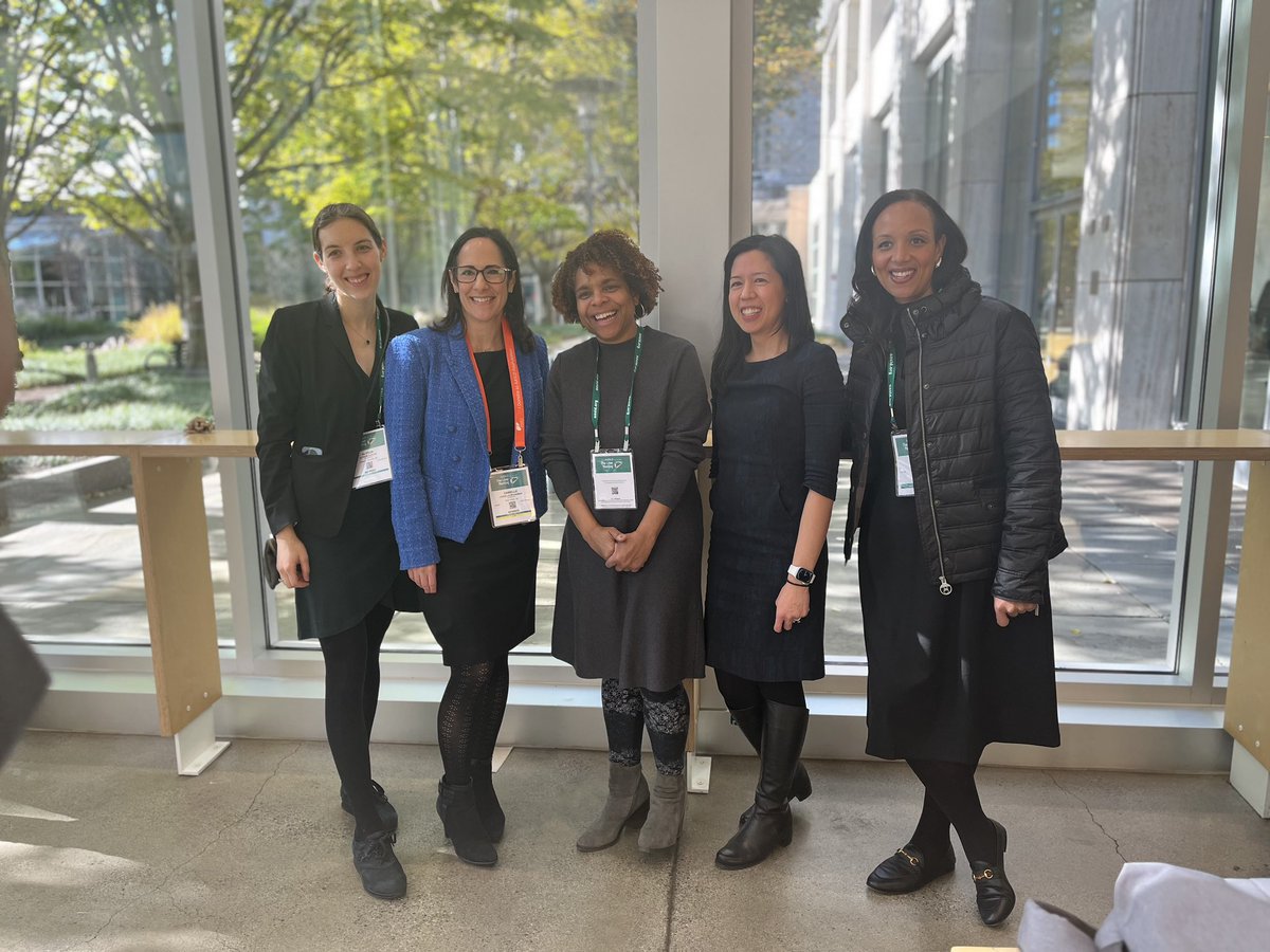 aly_kaplanMD's tweet photo. Ladies past and present of @CLDT_NYC! @NYC_Tx_Hep @WCM_GI @nyphospital #livertwitter #liverx @DBrandmanMD @CLuceroMD @Dr_Aly_Fox https://t.co/MaMlIZqR2c