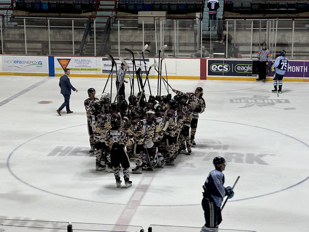 beckersportsnet's tweet image. Final from @Hersheypark Arena…

@NJHitmen          5️⃣
@HersheyCubs 8️⃣
Final 

@USPHL #USPHL #Cubby