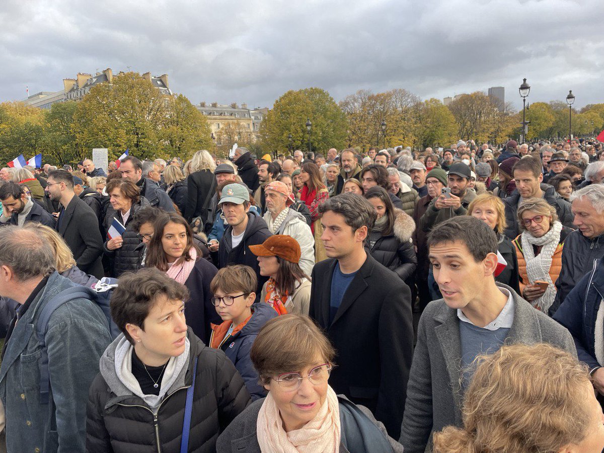 Au milieu des Français qui ont défilé aujourd’hui pour la République et contre l’antisémitisme. Pour ne pas s’habituer. Pour refuser toute forme de haine.