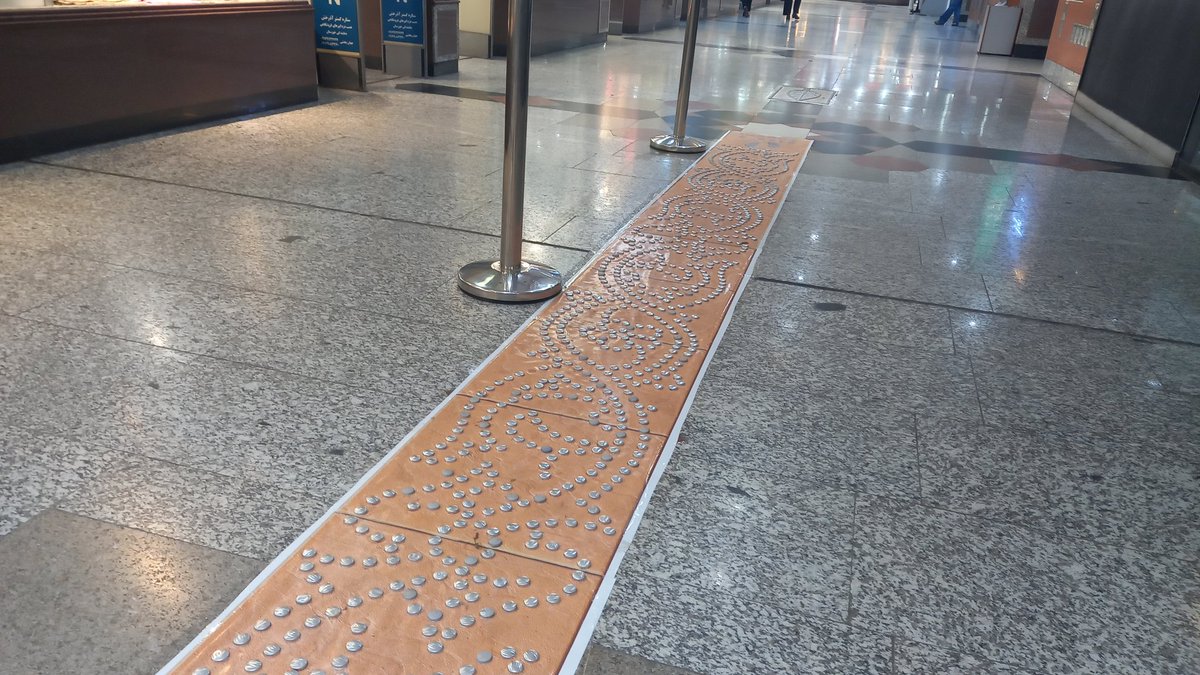rashghi_art's tweet photo. ⠠⠠⠥⠝⠎⠑⠑⠝
UNSEEN
steptouch
My last exhibition for blind people
The arrangement of the works, which were carpet patterns, was on the floor.
Blind people touched with their feet and drew.
This is unbelievable.
#steptouch #UNSEEN #brailleart https://t.co/1kpb4cR2AN