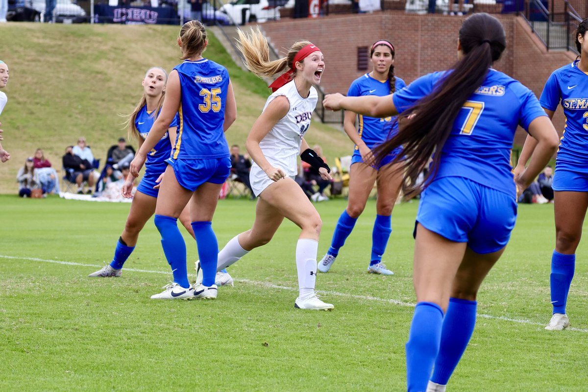 DBU Women's Soccer (@dbuwomenssoccer) on Twitter photo GOAAAAAAL x 2
With an INSANE goal from Taylor Tufts and another header from Parker Coe, DBU is now up 3-0!! GOAAAAAAL x 2
With an INSANE goal from Taylor Tufts and another header from Parker Coe, DBU is now up 3-0!!