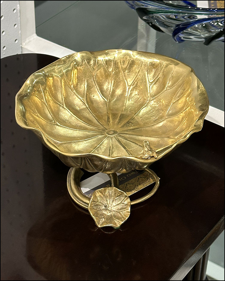 New in Booth J1: Japanese Meiji  brass lotus leaf bowl with frog. #TwoGuysAndADog #LotusLeaf #CastBrass #BrassBowl #Lotus #AntiqueDealersOfInstagram #MeijiPeriod #MadeInJapan #HomeDecor #InteriorDesign #Japan #JapaneseAntique #AntiqueBowl  #OrganicModernism #BrightShinyObject