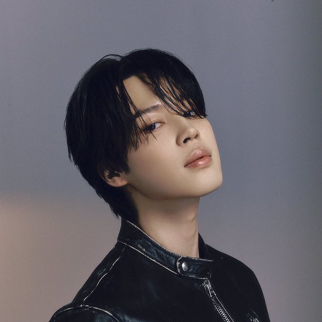 chartdata's tweet photo. #JungKook's 'GOLDEN' ties #V's 'Layover', #AgustD's 'D-DAY' and #JIMIN's 'FACE' as the highest charting albums by a Korean soloist in Billboard 200 history (US). https://t.co/h0aXpsrYV6