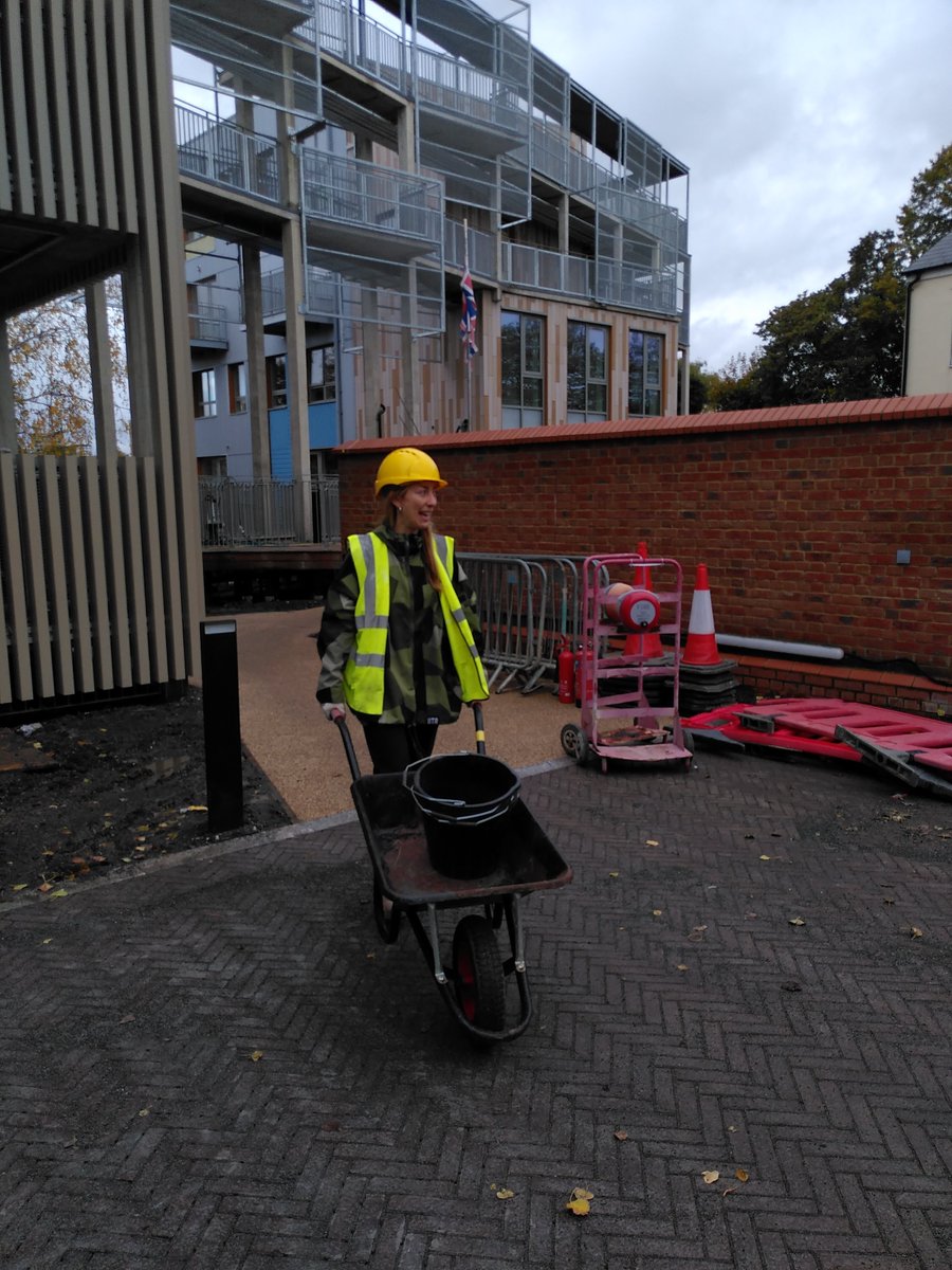What a brilliant few days at 12 Church Grove with dozens of volunteers joining us to shift soil, paint the laundry and plant up the green roofs. Thank you everyone! #selfbuild #volunteer #constructionskills