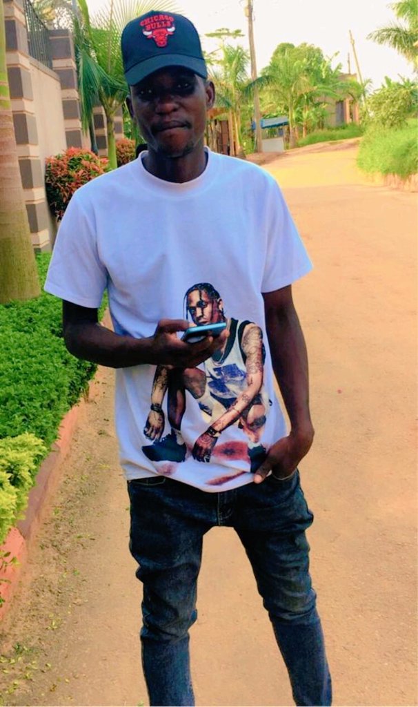 rayimo256's tweet image. rayimo256@ug.com