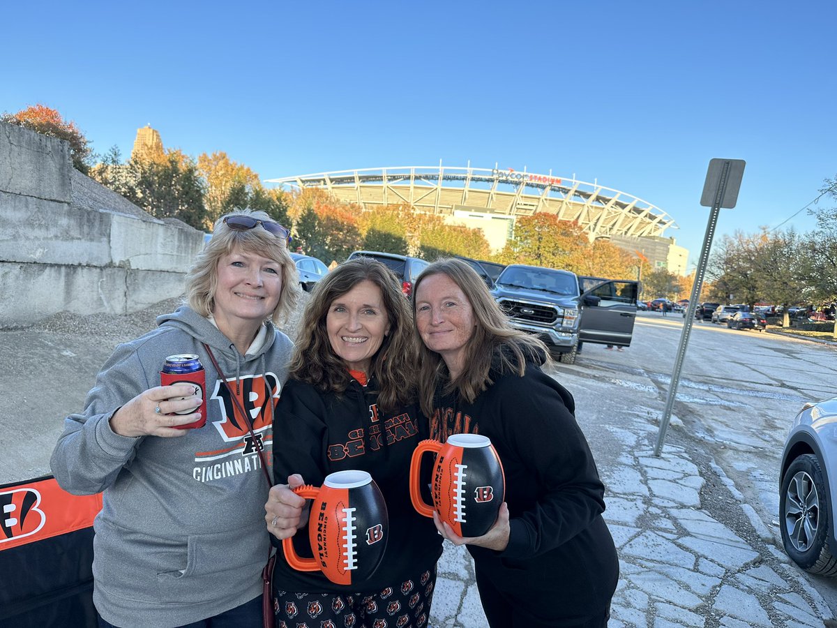 Pregame who dey! Rule the jungle baby!