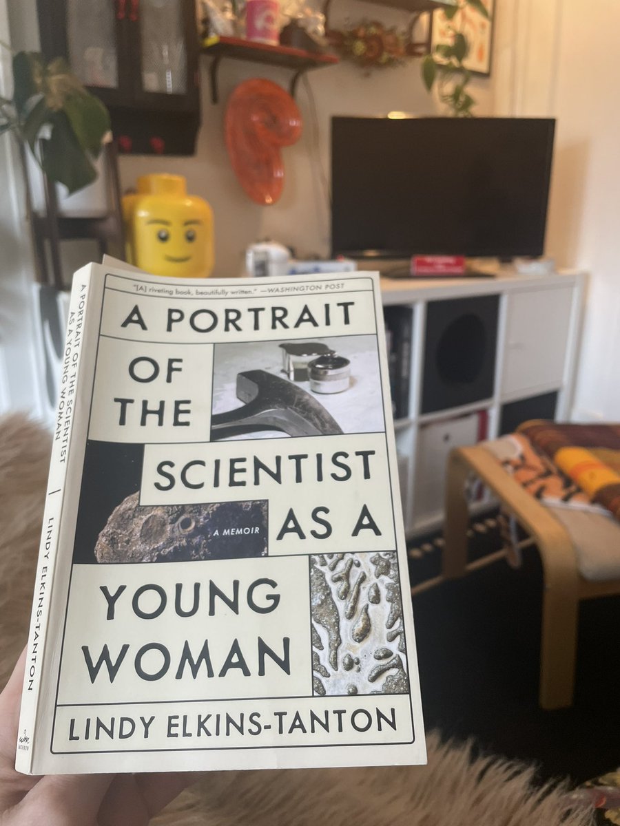 Amelia Schmidt (@ameliakschmidt) on Twitter photo This Sunday I’m learning about flood basalts from none other than <a href="/ltelkins/">Lindy Elkins-Tanton</a> ! Highly recommend giving this a read (especially if you’re a microbiologist who knows NOTHING about rocks!) 🙌 This Sunday I’m learning about flood basalts from none other than <a href="/ltelkins/">Lindy Elkins-Tanton</a> ! Highly recommend giving this a read (especially if you’re a microbiologist who knows NOTHING about rocks!) 🙌