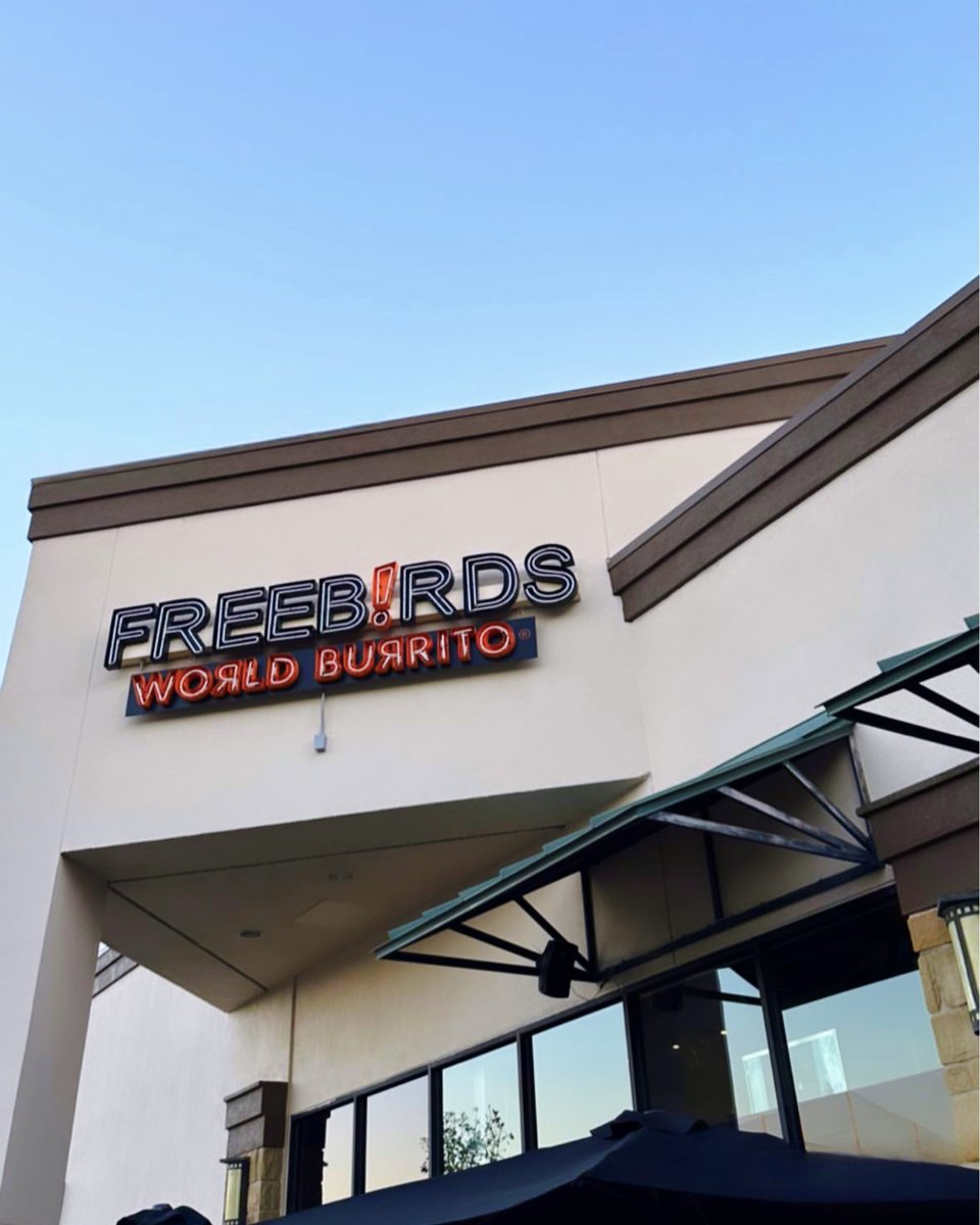 Freebirds World Burrito tweet media