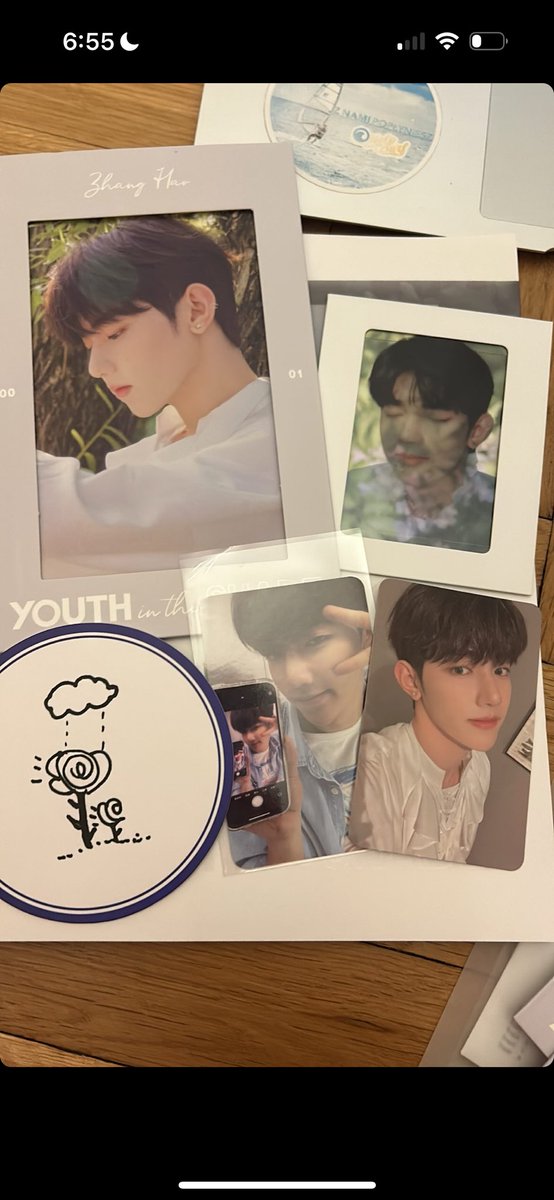 linosdoriii's tweet photo. The way they had their cb a few days ago and I am just now getting my pulls from the first album https://t.co/B9xW011zGZ