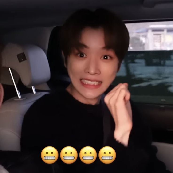 JsuhzZz's tweet photo. ngl guys idk if im gonna keep this account or just move to my private account https://t.co/Agx9Ji6Tzy