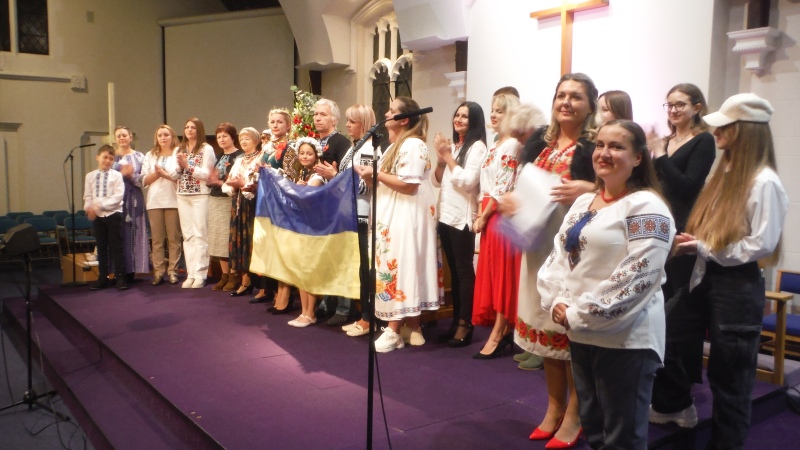 Ukrainians uplift all in evening of culture epsomandewelltimes.com/ukrainians-upl…