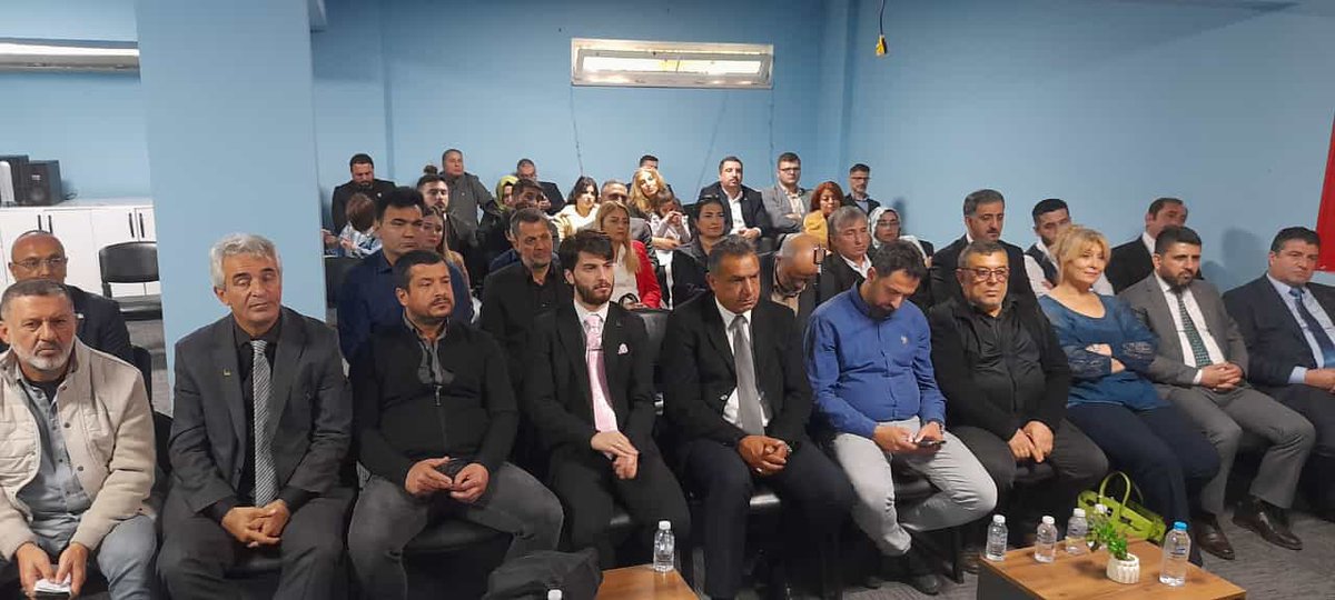 Teşkilat Başkan Yardımcılarımız Gencay Çelik ve Bekir Tamdemir’in teşrifleri ile Kocaeli İl Başkanlığımızın ev sahipliğinde gerçekleştirilen Marmara Bölge Toplantısı'na il yönetimimiz ve ilçe başkanlıklarımızla katılım gösterdik.