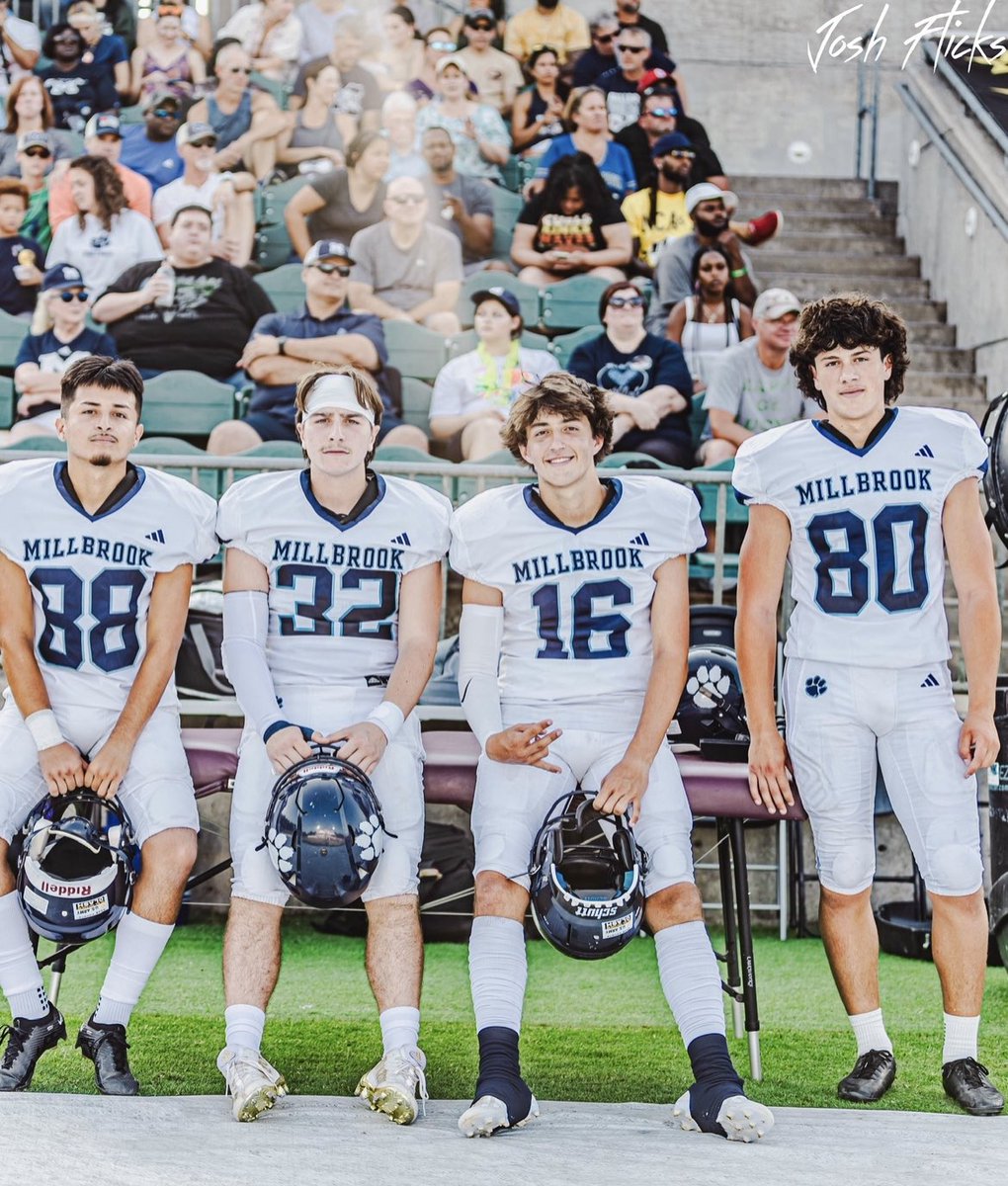 vince_barefoot's tweet photo. Rewatched all of my varsity snaps.
Correct Updated Snaps:
Jr Yr- 12/12 FG, 73/74 XP, 24/24 Punt
Sr Yr- 9/9 FG, 60/60 XP, 31/31 Punt💯 
Career- 209/210 (99.5%)
*All snaps based on if the snap caused an error in the operation, not personal opinion*
Sorry for the misunderstanding. https://t.co/WB2ieINDTM