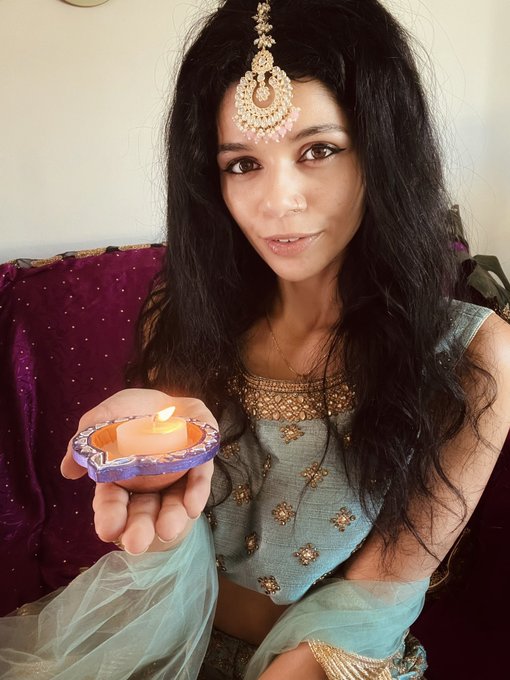 🪔Shubh Diwali 🪔 https://t.co/nxXbrU605E