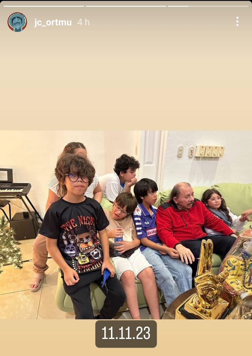 Rodeado de nietos, así celebró su cumpleaños numero 78 el Comandante Daniel, Presidente de la República de #Nicaragua.👏❤️👨‍👩‍👦‍👦🇳🇮

#ConDanielAdelante

<a href="/VivaNicaragua13/">Viva Nicaragua</a> <a href="/el19digital/">El 19 Digital</a> <a href="/Canal2Nicaragua/">Canal 2</a> <a href="/db_nicaragua/">BARRICADA - Nicaragua</a> <a href="/nuevaya/">La Nueva Radio YA</a> <a href="/ActualidadRT/">RT en Español</a> <a href="/teleSURtv/">teleSUR TV</a> <a href="/DiazCanelB/">Miguel Díaz-Canel Bermúdez</a> <a href="/NicolasMaduro/">Nicolás Maduro</a>