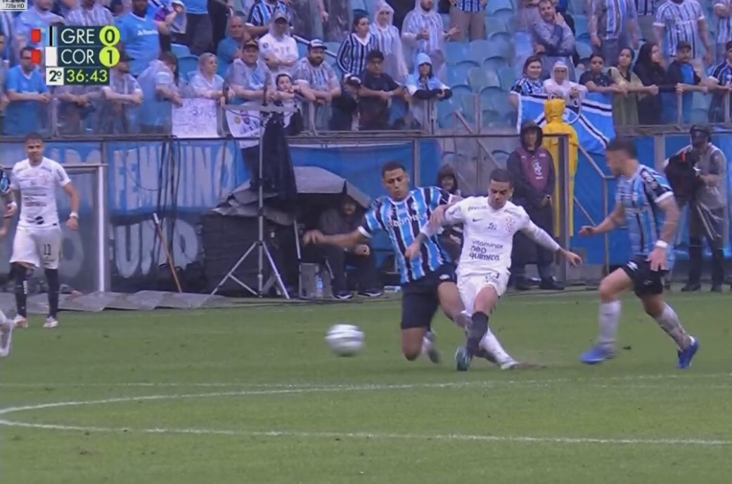 Zaga de série B? Grêmio tomou 50 gols no Brasileirão