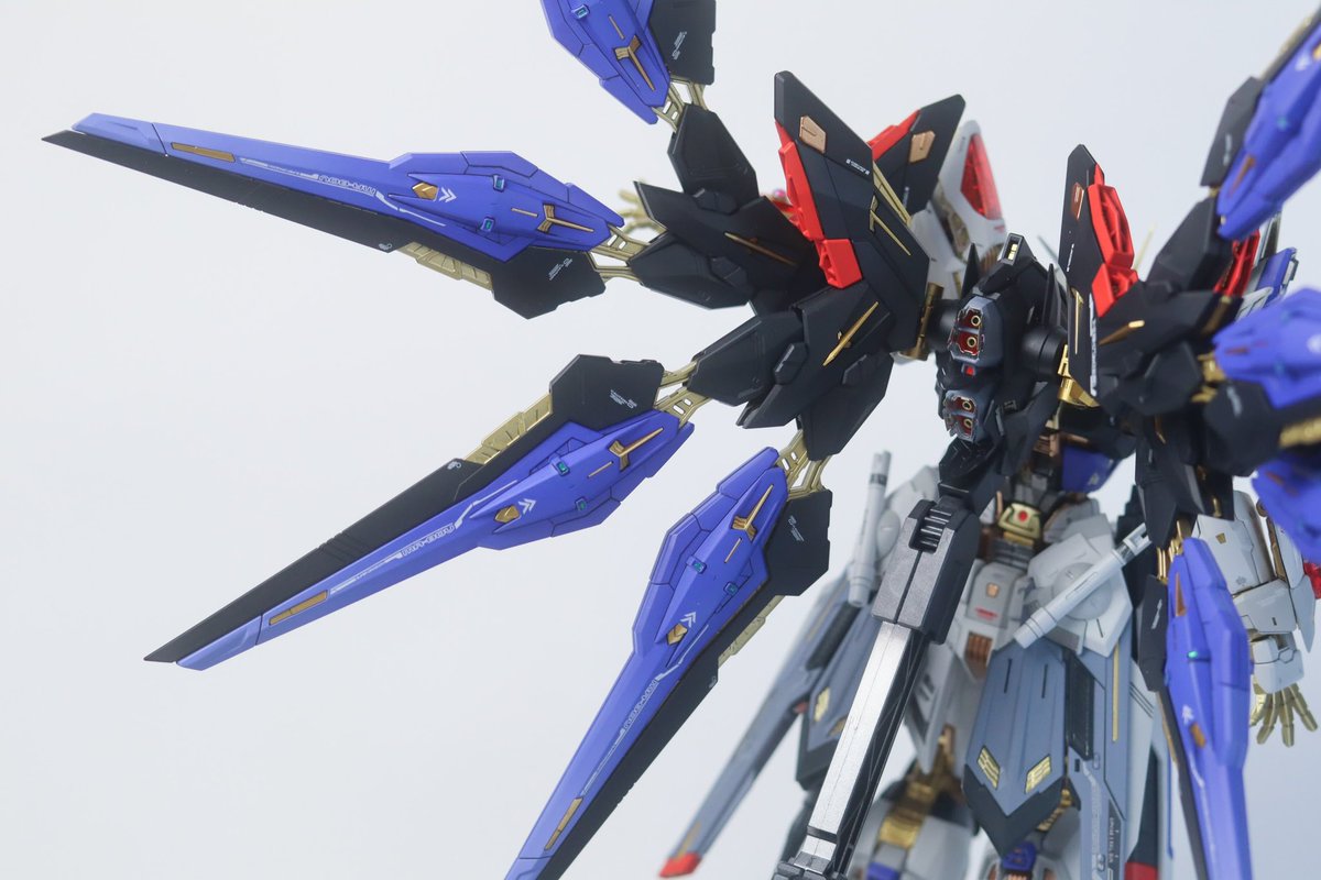 gabgrade's tweet photo. Strike Freedom Gundam - - forgive me for I will be flooding the feed with this kit, it's just so fun to take photos π
#γ¬γ³γγ©
#gunpla
#gundam
#gundamseed
#mgexstrikefreedom
#strikefreedom #scgmc2023 #scgmc https://t.co/gyz9ZBe9zg