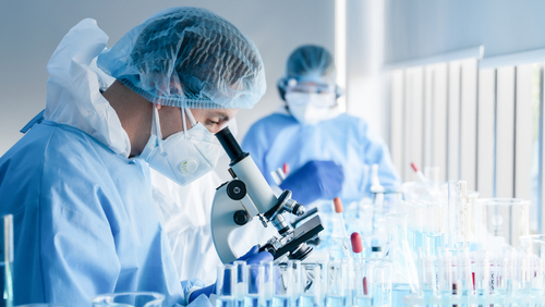 GriswoldAtlanta's tweet photo. Did you know aging mice can develop cognitive decline similar to humans? New research in mice has detected early warning signs of dementia in their blood! Read more about the German Center for Neurodegenerative Diseases's study: https://t.co/eSv6uGYw42 https://t.co/ilWfGkxHbA
