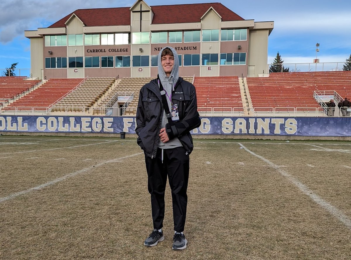 I had an amazing time at Carroll College for a game day visit! I'm glad I was able to meet some of the coaches and it was overall a really fun experience! <a href="/CoachBComptonMV/">Brian Compton</a> <a href="/PGregorian/">Paul Gregorian</a> <a href="/RandyBandelow/">Coach Randy Bandelow</a> <a href="/FootballCarroll/">Carroll College Football</a> <a href="/RAREAcademyID/">RARE Academy</a>