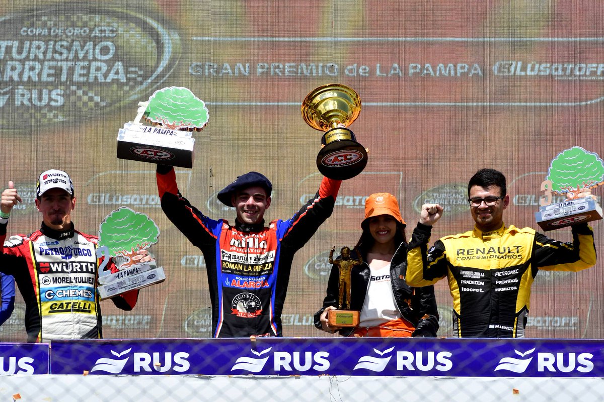 motoresapleno's tweet image. #TurismoCarretera en #Toay, #LaPampa II – #Final: Germán #Todino vence a Juan Martín #Trucco sobre a metros de la bandera a cuadros. #motoresapleno #automovilismo #motorsport #TCenToay #TC #CopadeOro 
motoresapleno.com.ar/2023/11/turism…