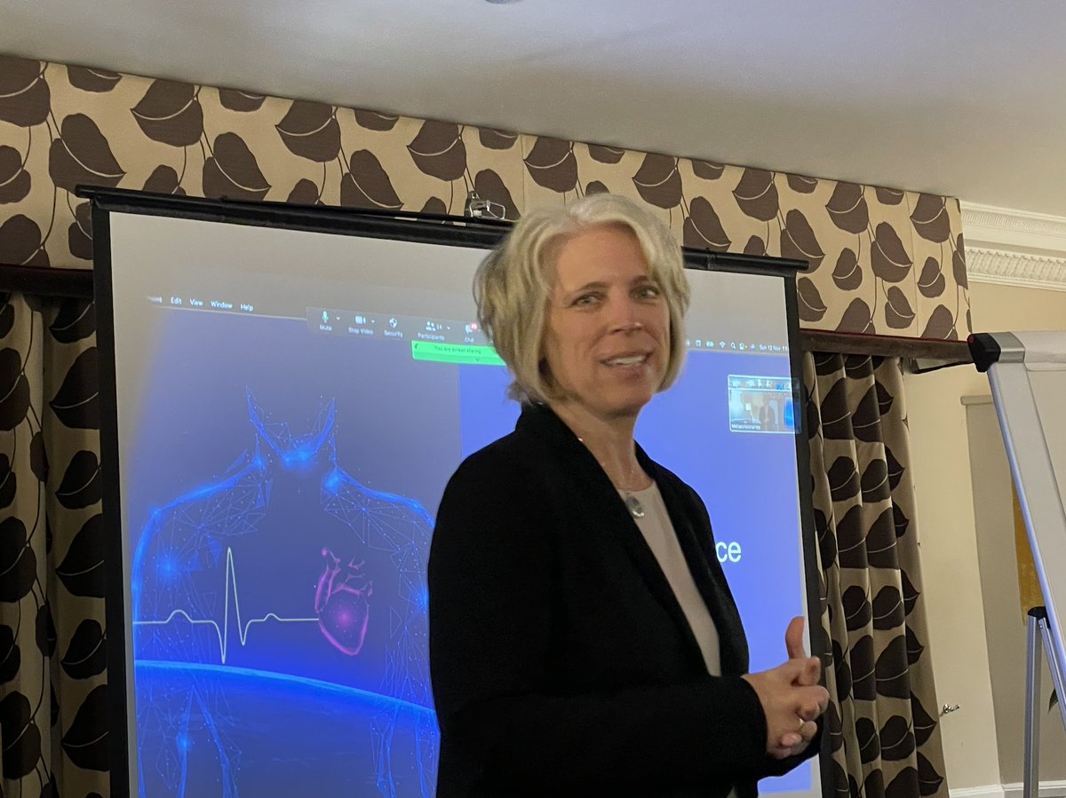 ISUnet's tweet photo. Executive Space Course Medications in Space kicked off in Oxford, UK! Led by ISU Prof. Virginia Wotring and co-organized by @ISUnet , @metavisionaries   - Wasim Ahmed - Space Applications (Hilde Stenuit). With James Green, Tara Ruttley, Phil Williams, Willian Abraham da Silveira. https://t.co/d4YPX9L58M
