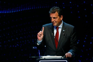 fvallejoss's tweet photo. Después de ver el #Debate2023 solo una cosita tengo para decir: ¡Qué presidente vamos a tener a partir del 10 diciembre!
#GanoMassa 
#GanoArgentina con #MassaPresidente https://t.co/Ta7Vd8t6JX